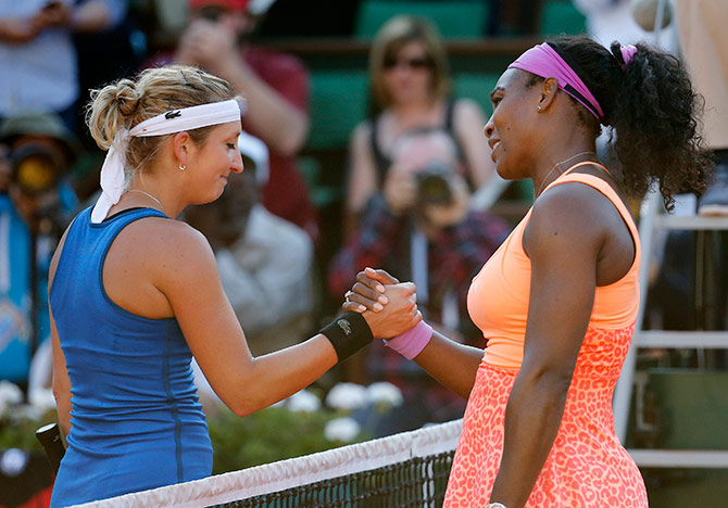 French Open: Serena stays on course for 20th Grand Slam title