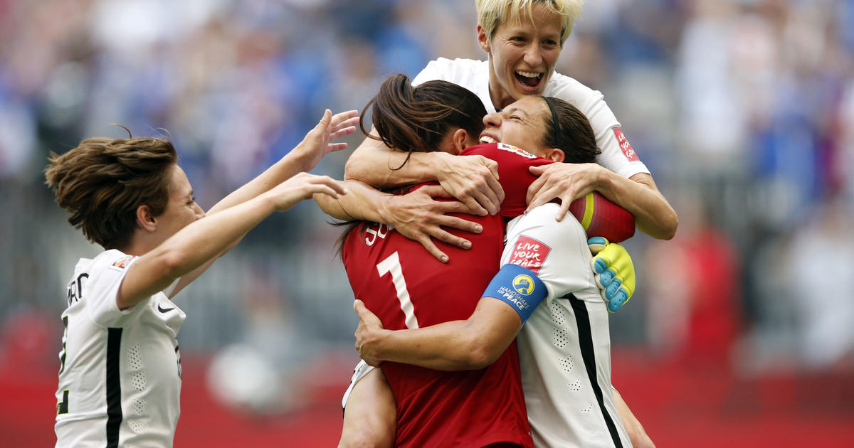 U.S. crushes Japan in World Cup final