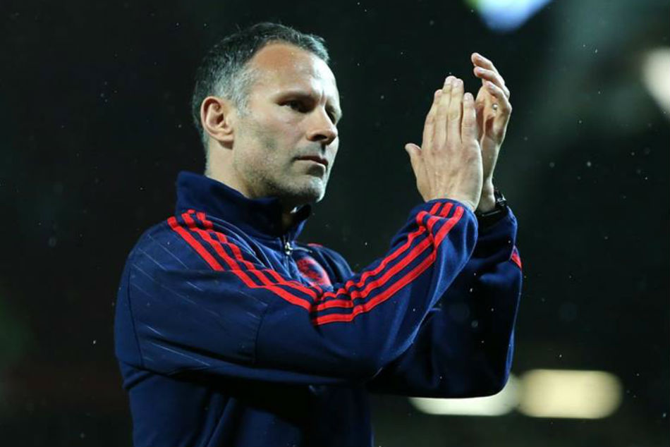 Manchester United great Giggs to take up Wales job