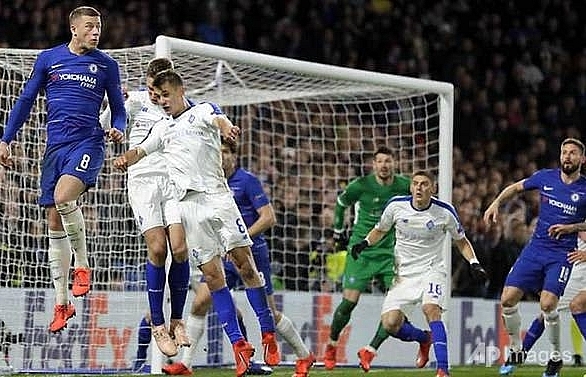 Chelsea cruise past Dynamo Kiev in Europa League