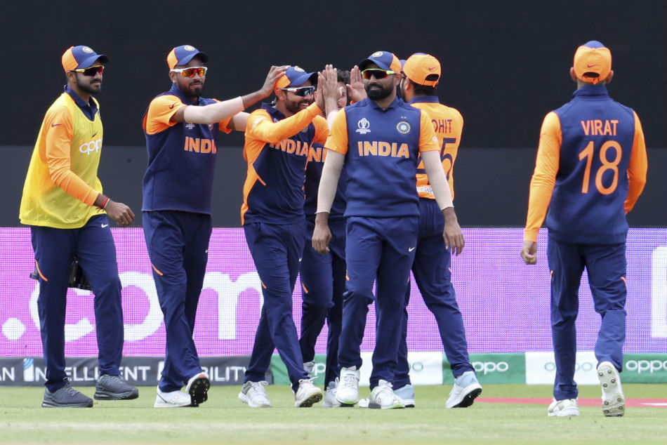 ICC World Cup 2019: India vs England: Ravindra Jadeja takes a stunning catch to dismiss dangerous Jason Roy