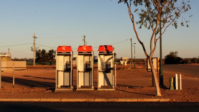 Telstra struggling with overcast conditions, flooding, to keep solar-powered network up